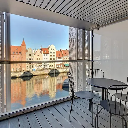 Granaria Premium Riverside & Parking By Downtown Apartments Gdansk Exterior photo