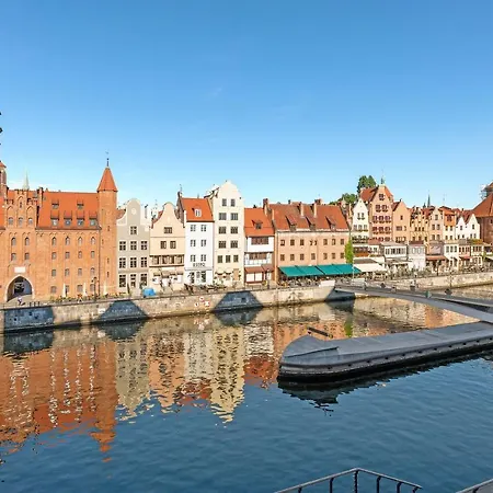 Granaria Premium Riverside & Parking By Downtown Apartments Gdansk Exterior photo