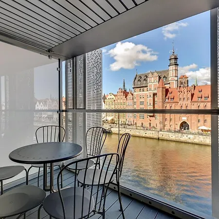 Granaria Premium Riverside & Parking By Downtown Apartments Gdansk Exterior photo