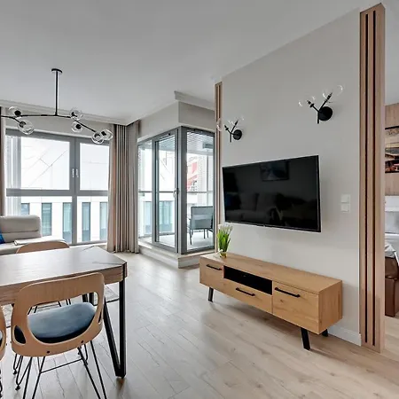 Granaria Premium Riverside & Parking By Downtown Apartments Gdansk Exterior photo
