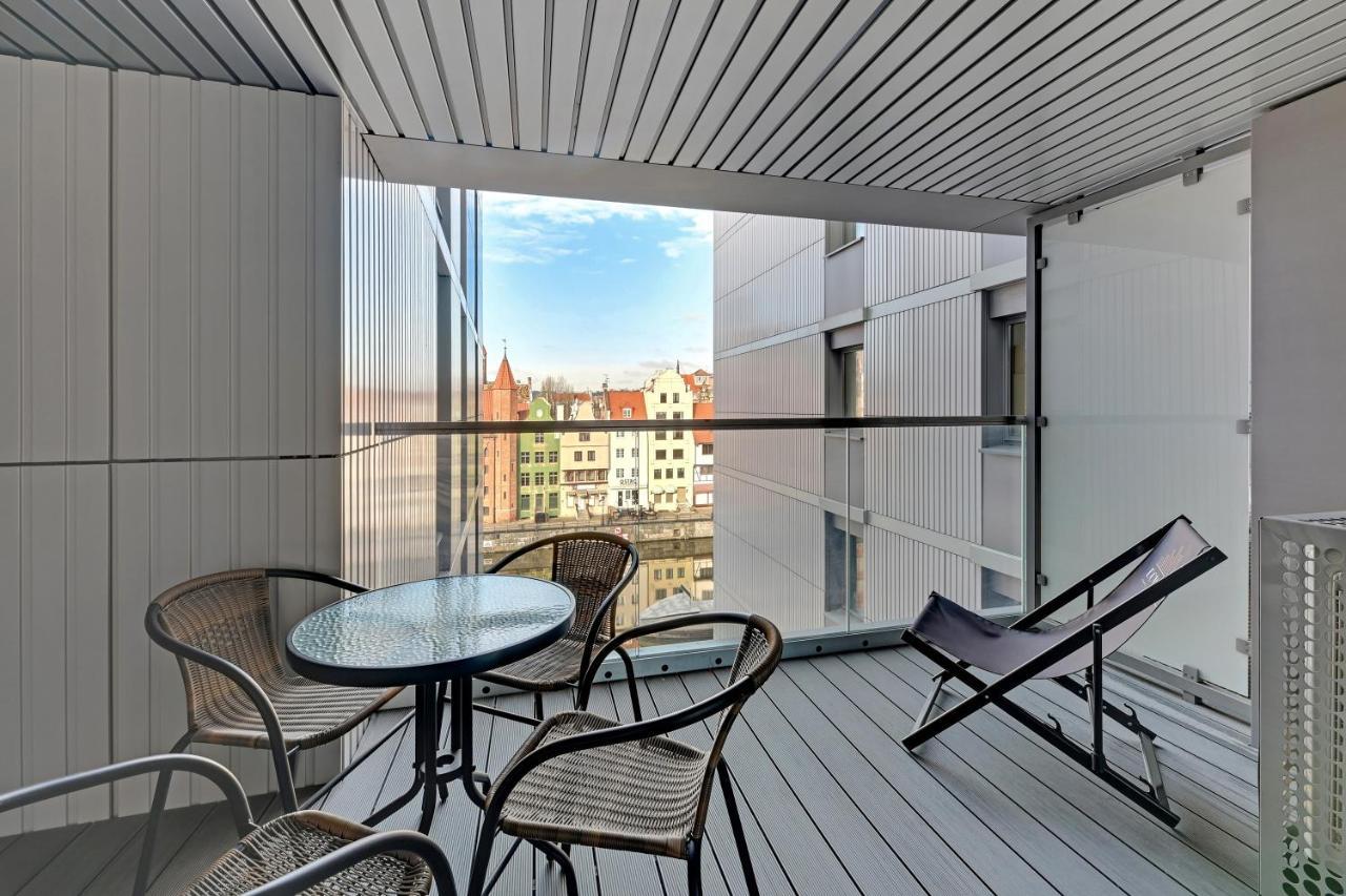 Apartment Granaria Premium Riverside & Parking By Downtown Gdansk