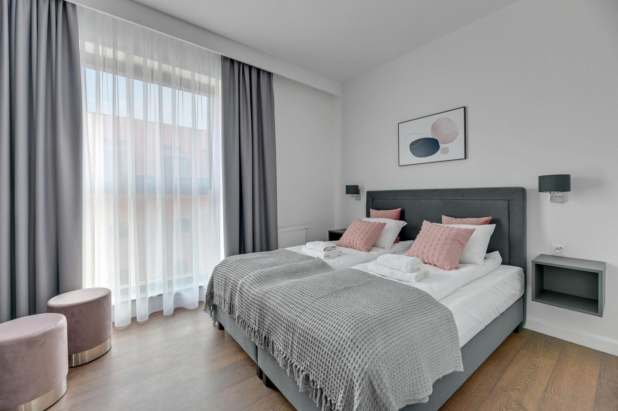Granaria Premium Riverside & Parking By Downtown